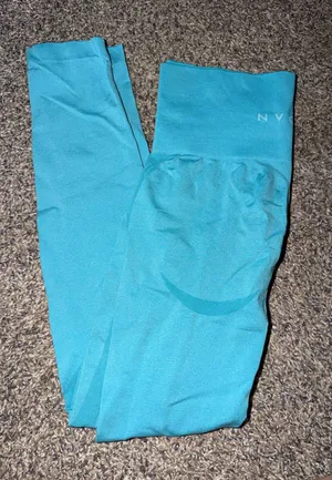 NVGTN Like new athletic leggings thumbnail 1