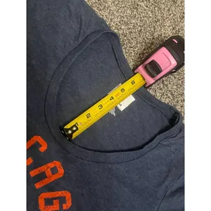 NFL Team Apparel Chicago Bears Short Sleeve Scoop Neck shirt L thumbnail 9