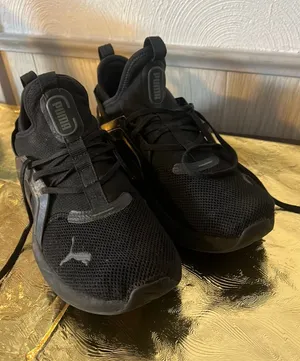 Puma tennis shoes thumbnail 1