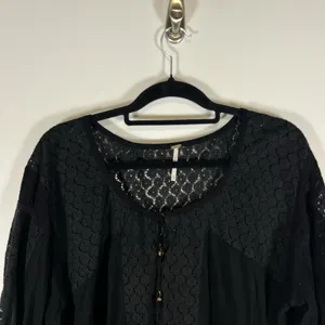 Free‎ People Women Moon River Peasant Crochet Top Size M Festival Boho Black thumbnail 2
