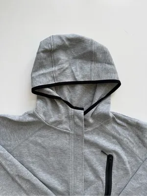Nike Sportswear Gray Tech Fleece Cape Size Medium thumbnail 4