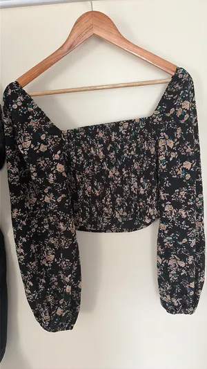 Floral Shein Crop Top thumbnail 3