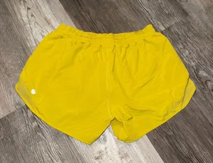 Lululemon Hotty Hot Shorts 4” thumbnail 2