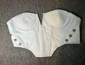 White boutique crop top thumbnail 1