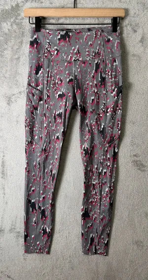 Lululemon Fast and Free High Rise Tight‎ 25" Floral Flux Multi Size 6 Athleisure thumbnail 1