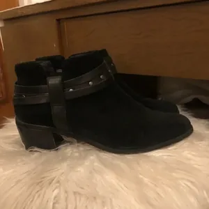 Clarks Black Suede Studded Leather Heel Booties Boho Western ankle boots thumbnail 6