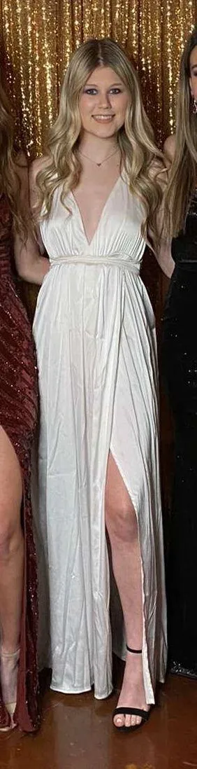 Dress thumbnail 4