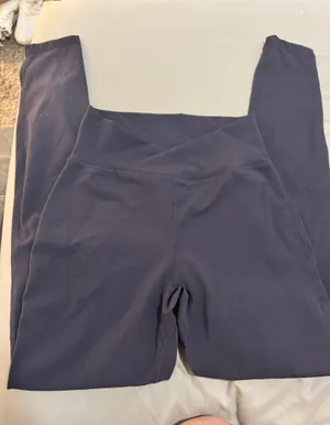 Alphalete Leggings thumbnail 1