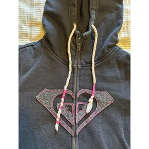 Roxy Women's Charcoal Zip-Up Hoodie with Pink Logo Accents M medium vtg thumbnail 4