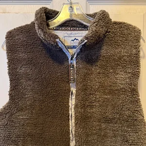 Summit Sportswear Sherpa Vest nwt thumbnail 4