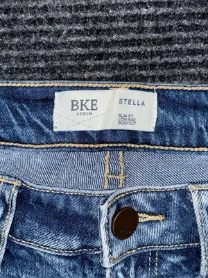 Buckle BKE Stella Slim Low Rise Bootcut Stretch Jeans Sz 26 x 33.5 LONG ABK8508L thumbnail 8