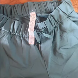 Lululemon | On The Fly Short | 6 thumbnail 7