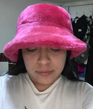 Pink Furry Hat thumbnail 1
