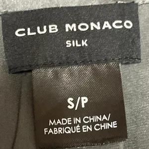 Club Monaco Women's Gray 100% Silk V Neck Long Sleeve Button Down Shirt Size S thumbnail 4