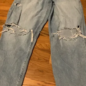 American Eagle Outfitters Light Blue Distressed Jeans thumbnail 2
