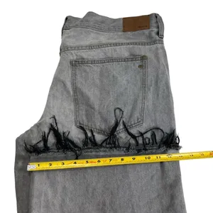 Madewell LOW-RISE SUPERWIDE-LEG Frayed Crop Jeans thumbnail 10