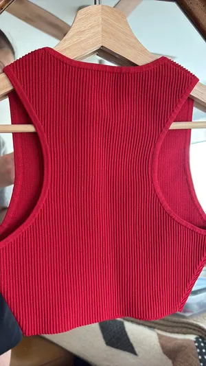Aritzia Babaton Crop Top thumbnail 5