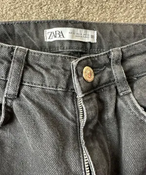 Black Jeans thumbnail 3