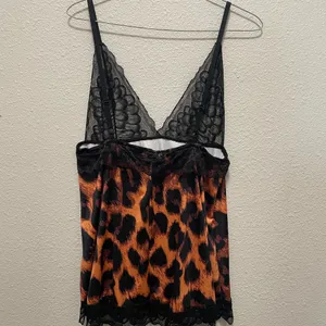 Leopard Print Lace Trim Cami thumbnail 2