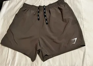 Womens medium Gymshark Arrival Lightweight Athletic Shorts-core olive thumbnail 1