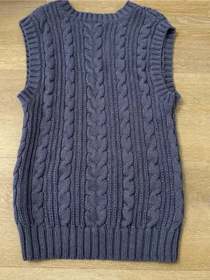 American Eagle Cable Knit V-Neck Sweater Vest - Light Blue thumbnail 5