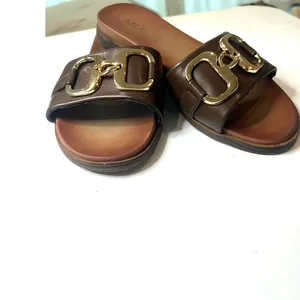 6 MIA Venetia chain slide sandals Brown Brown Slip on Old money thumbnail 3