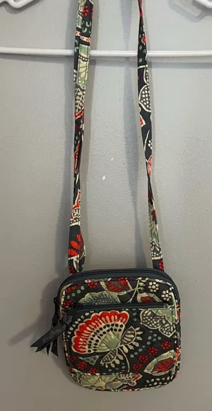 Vera Bradley Mini Hipster‎ / Crossbody thumbnail 1