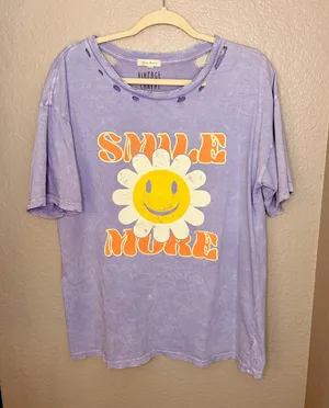 Vintage-inspired “Smile More” graphic tee 💜🌼 thumbnail 2