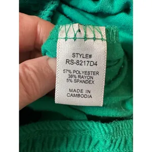 Zenana Emerald Green Smocked Bodice Tiered Maxi Dress Medium (light pilling) thumbnail 8