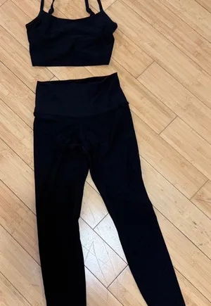 TNA Aritzia active wear set dark heather grey thumbnail 1