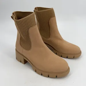 ZBY Boots Women’s 8 Tan Chelsea Pull On Lug Sole Chunky Booties thumbnail 2