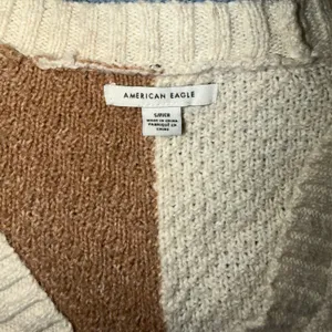 American Eagle Outfitters Cream and Tan Knit Sweater thumbnail 2