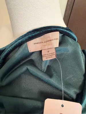 French Connection Dark Green Velvet Tiered Midi Dress thumbnail 12
