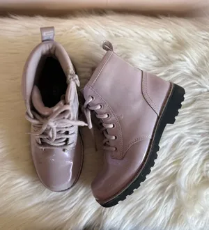 UGG Big Girl Lace-Up Ankle Boots thumbnail 1