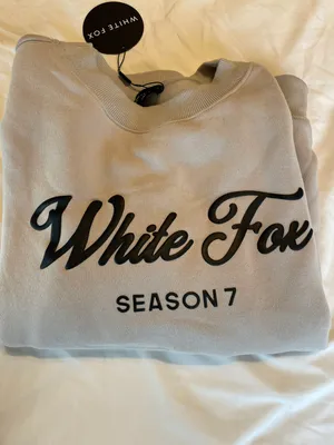 White Fox nwt crewneck thumbnail 2