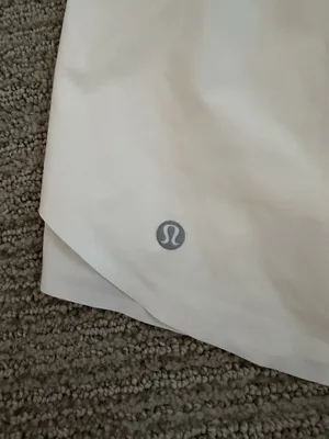 Lululemon Shorts thumbnail 3