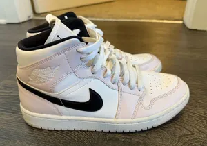 Nike Jordan 1 mid barely rose shoes thumbnail 1