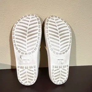 Crocs X Drew Barrymore Sloane Size 7 women’s Slide Sandal thumbnail 7