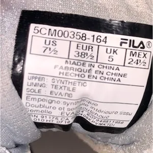 Fila sneakers size 7.5 women’s in white thumbnail 7