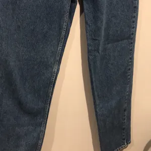 Crazy Horse Vintage High Waited Jeans thumbnail 3