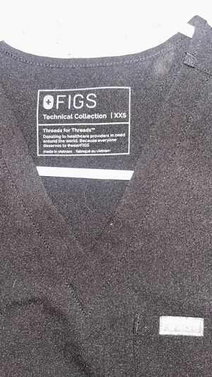 FIGS Scrub Top thumbnail 2