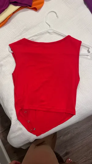 Shein Tank Top Crop Top thumbnail 2