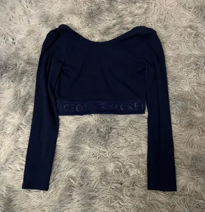 Victoria Secret Long Sleeve thumbnail 4