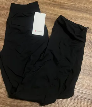 Lululemon Dance Studio Relaxed MR Cargo Pants thumbnail 6