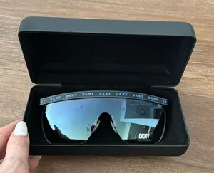 DKNY DK538S SUNGLASSES thumbnail 1