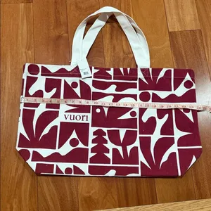 NWT Vuori Holiday Bag Strawberry‎ - Limited Edition thumbnail 5