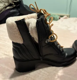 Black Boots thumbnail 4