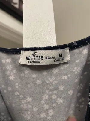 Hollister dress thumbnail 2