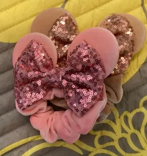 Disney NWOT Set Pink Minnie Mouse Velvet Hair Scrunchie Ears and Sparkly Sequin Bow thumbnail 1