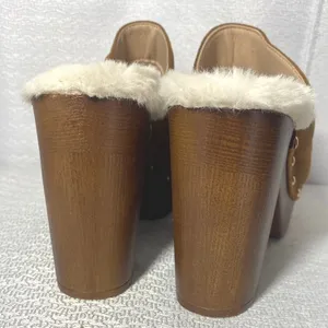 Mudd Tan Suede Faux Fur-lined Clogs Studs women size 7 thumbnail 5